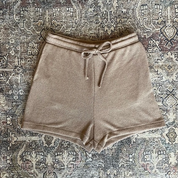 H&M Pants - H&M Textured Sweater Knit High Waisted Shorts in Camel Tan - S
